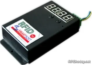 เครื่องอ่าน HF RFID ประจำโต๊ะ ตัวเครื่องสีดำพร้อมจอตัวเลขแสดงผลบนฝาเครื่อง